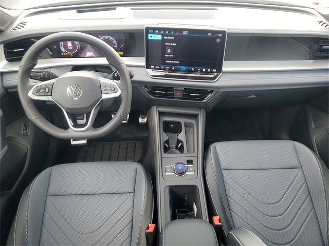 2025 Volkswagen Tiguan SE R-Line Black photo 15