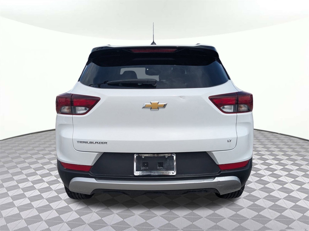 2023 Chevrolet Trailblazer LT photo 4
