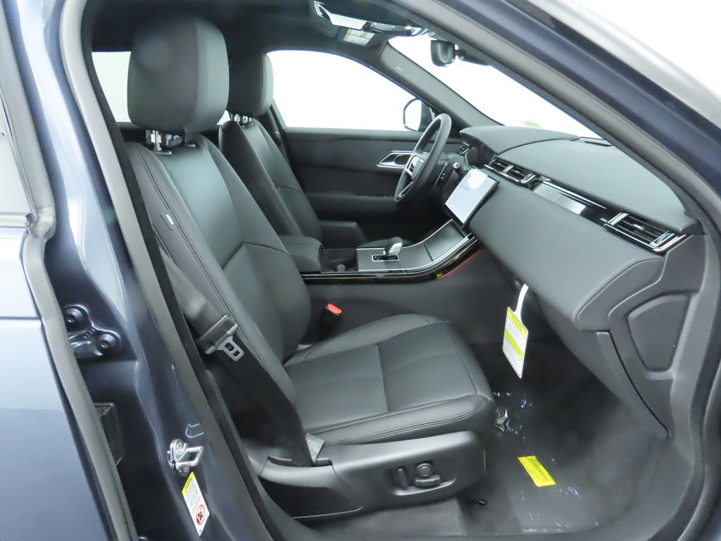 2026 Land Rover Range Rover Velar S photo 16