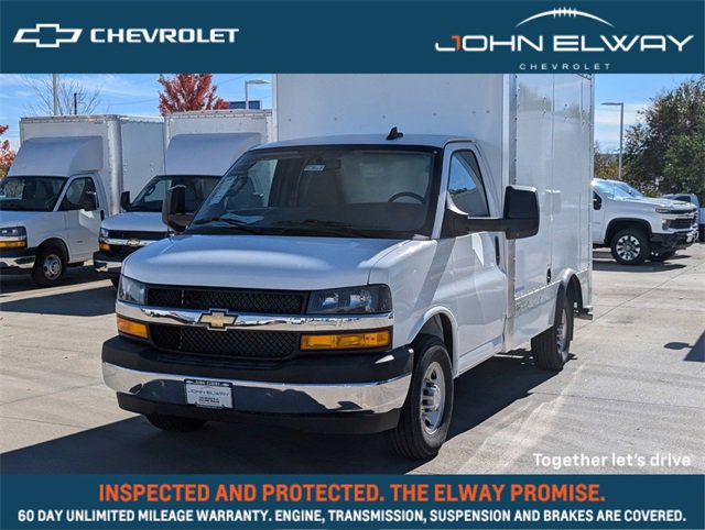 2024 Chevrolet Express Cutaway Base's photo