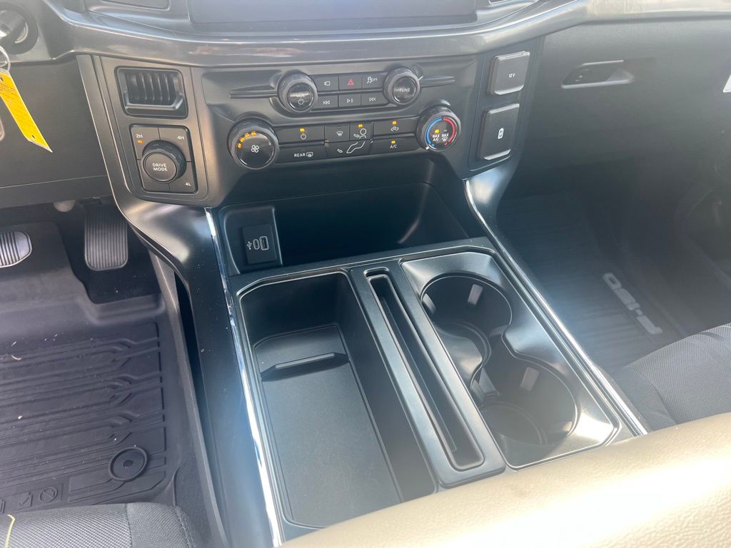 2025 Ford F-150 STX photo 12