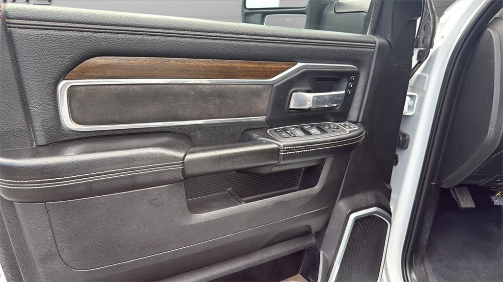 2023 Ram 2500 Laramie photo 24
