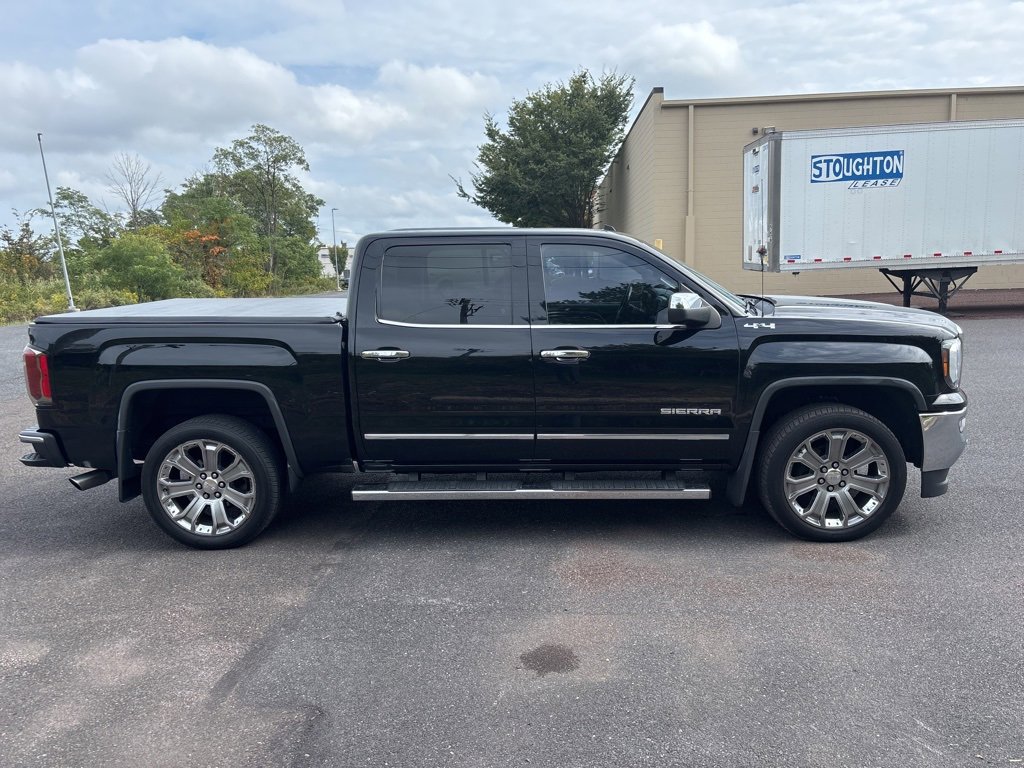 2018 Gmc Sierra 1500 SLT photo 2