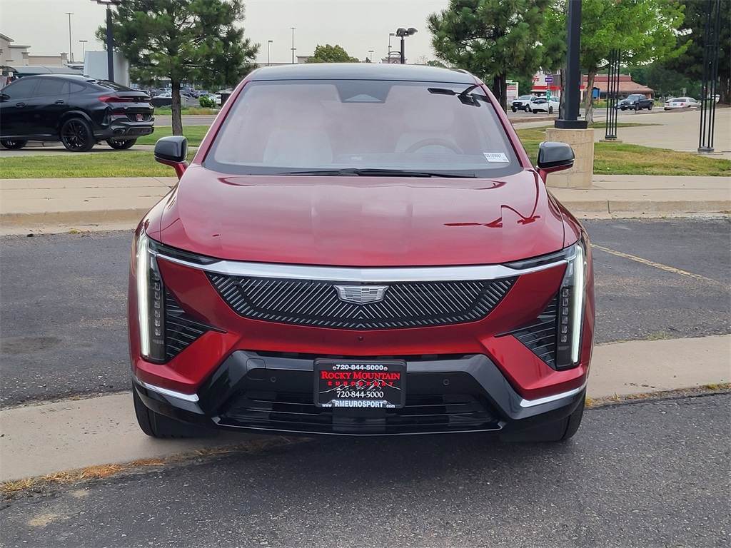 2025 Cadillac Optiq Sport photo 9