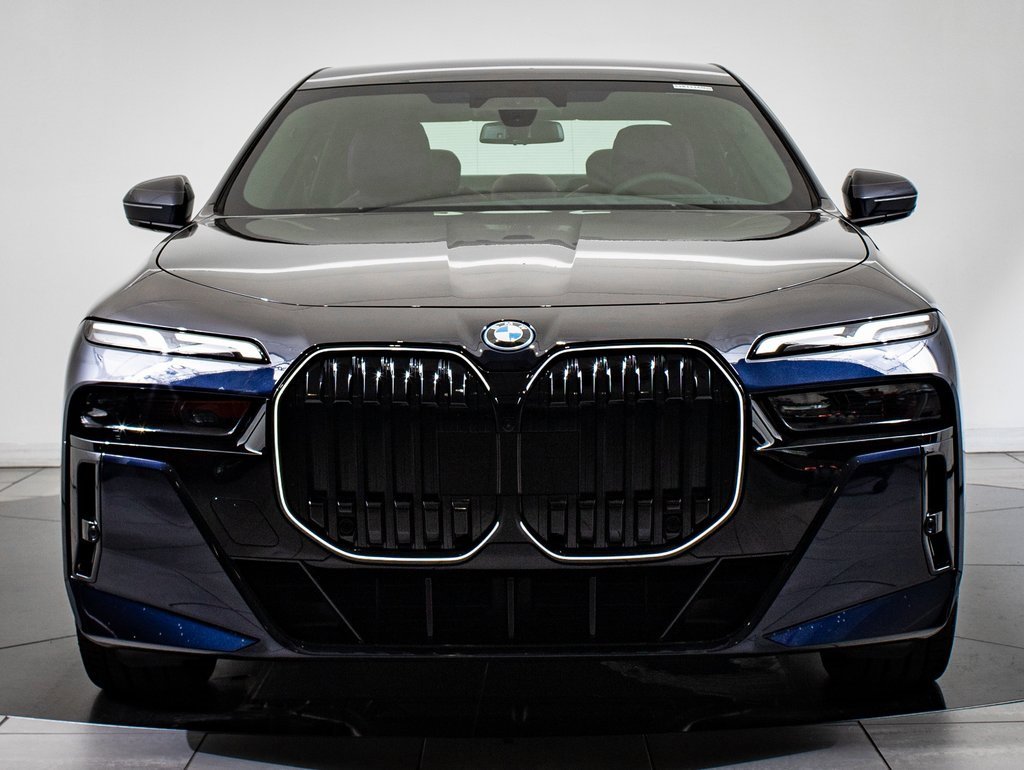 2025 Bmw i7 xDrive60 photo 2