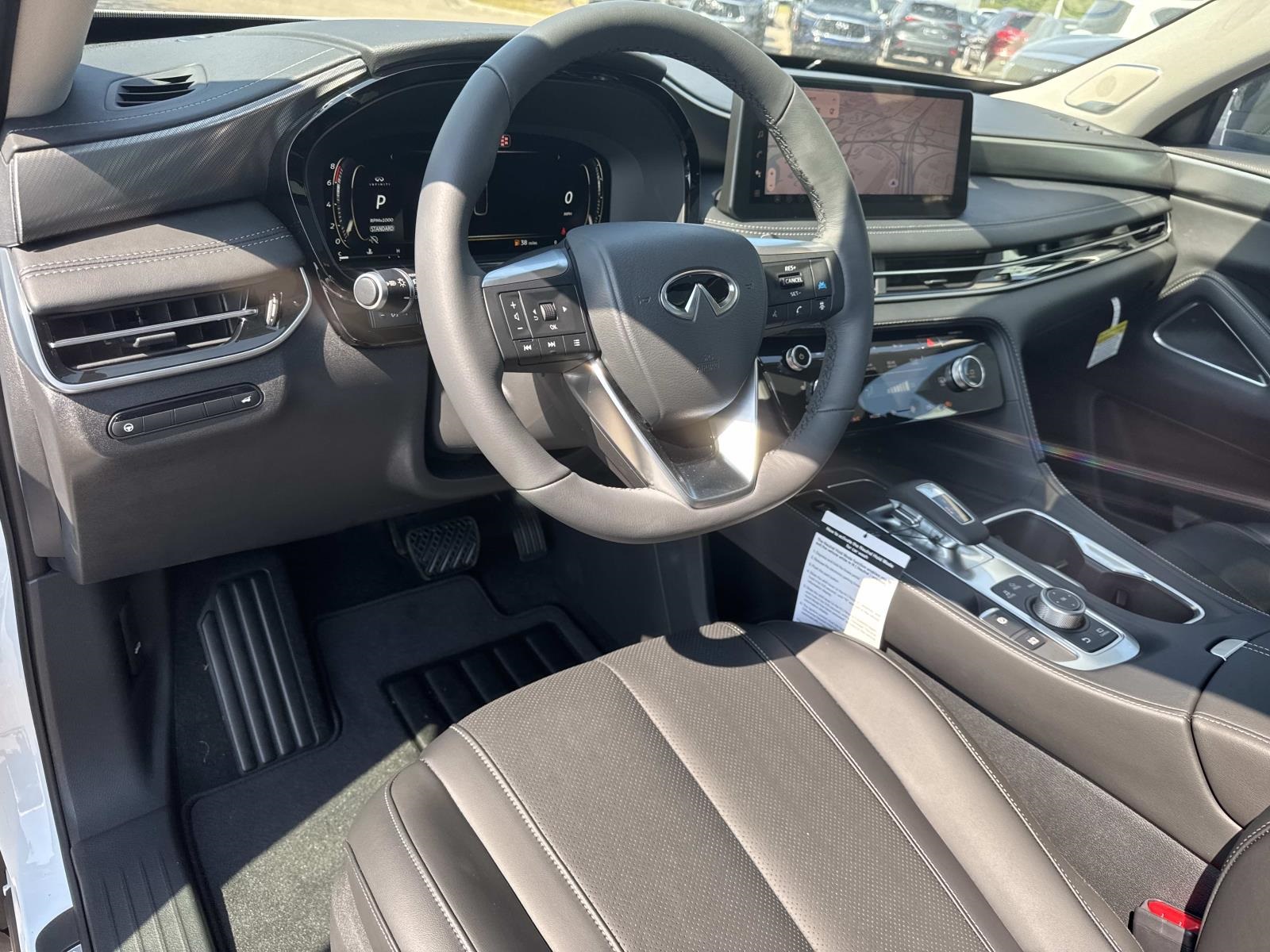 2026 Infiniti QX60 Luxe photo 10