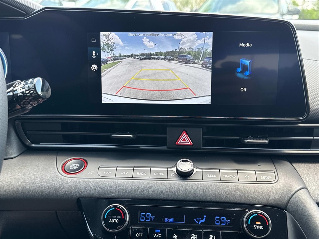 2025 Hyundai Elantra N Line photo 12