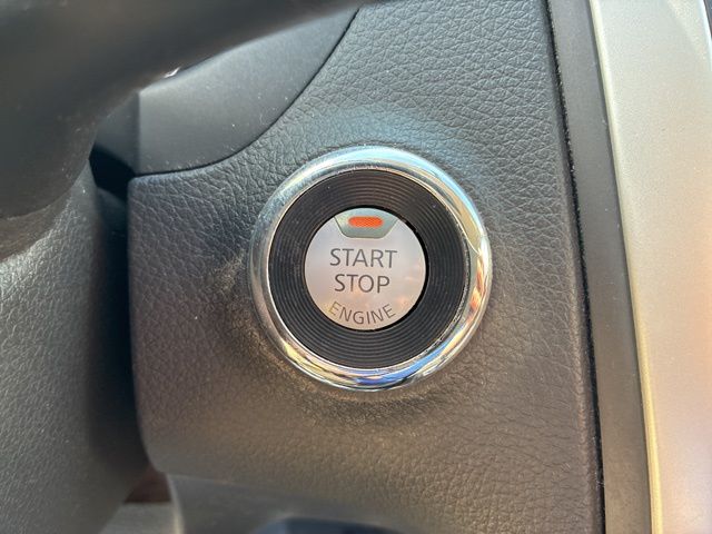 2017 Nissan Altima 2.5 S photo 19