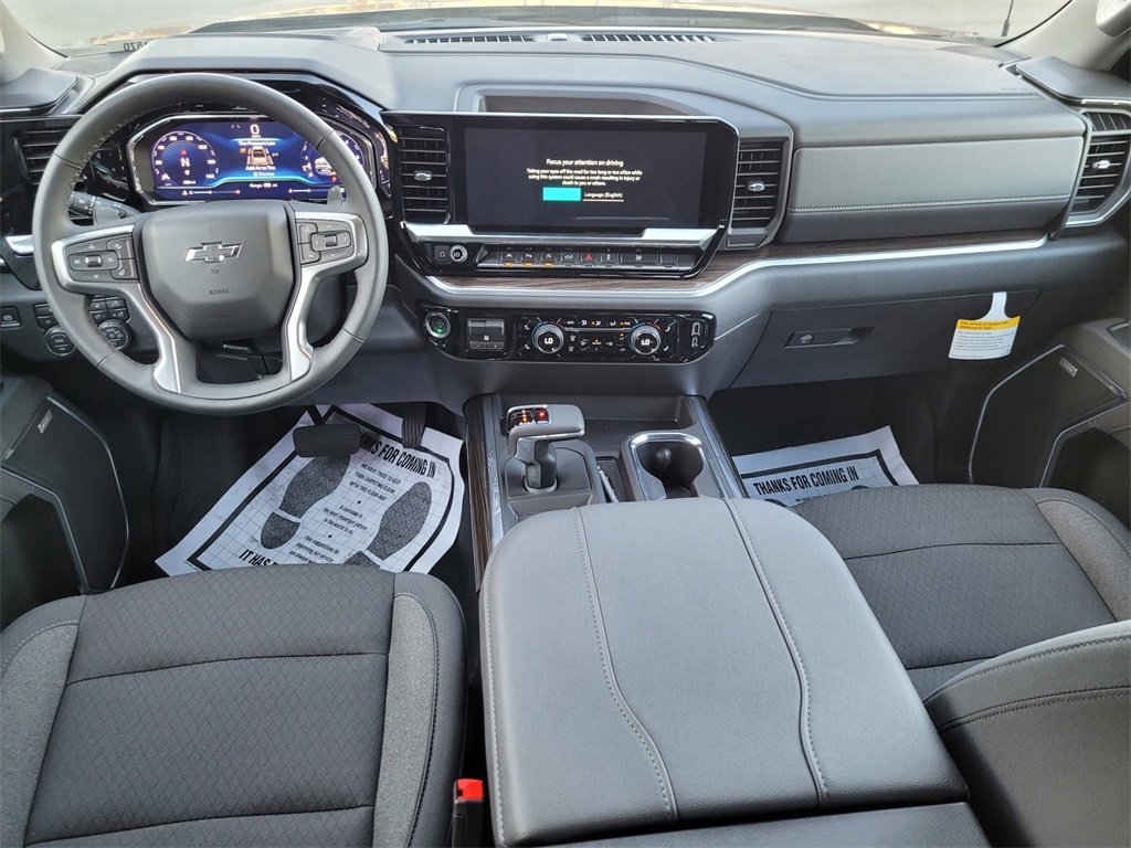 2025 Chevrolet Silverado 1500 RST photo 9