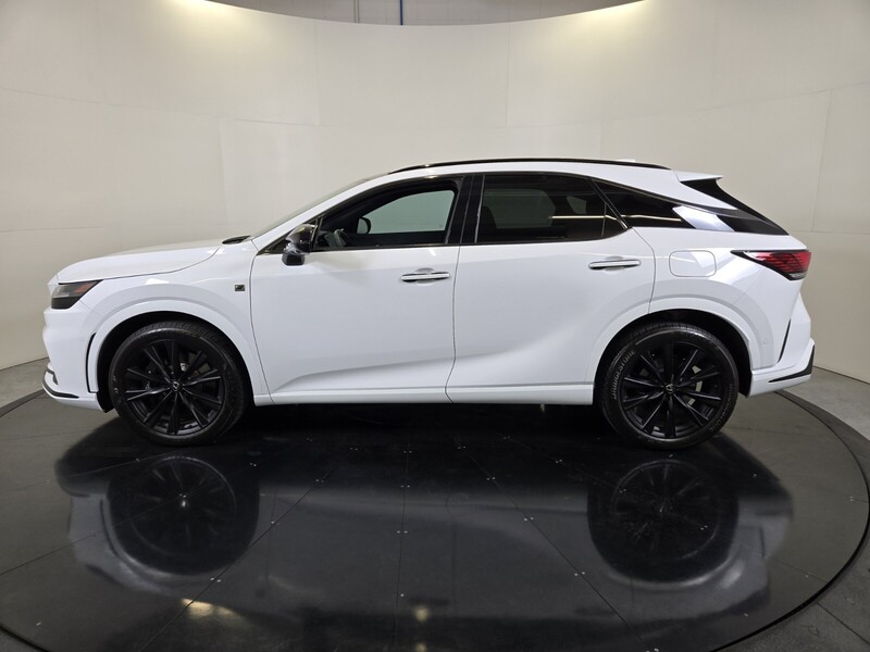 2024 Lexus RX 500h F SPORT Performance AWD photo 2