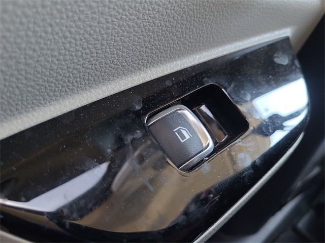 2024 Kia Carnival EX photo 14