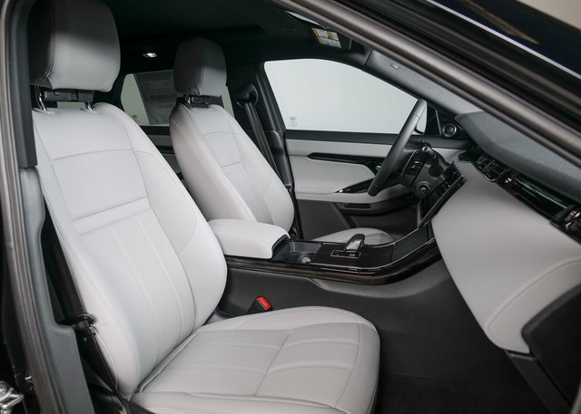2026 Land Rover Range Rover Evoque S photo 3