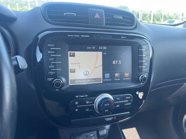 2017 Kia Soul Plus photo 13