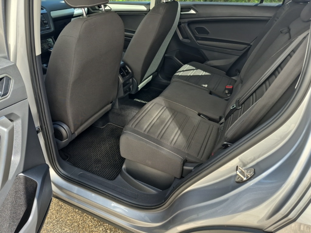 2022 Volkswagen Tiguan S photo 8