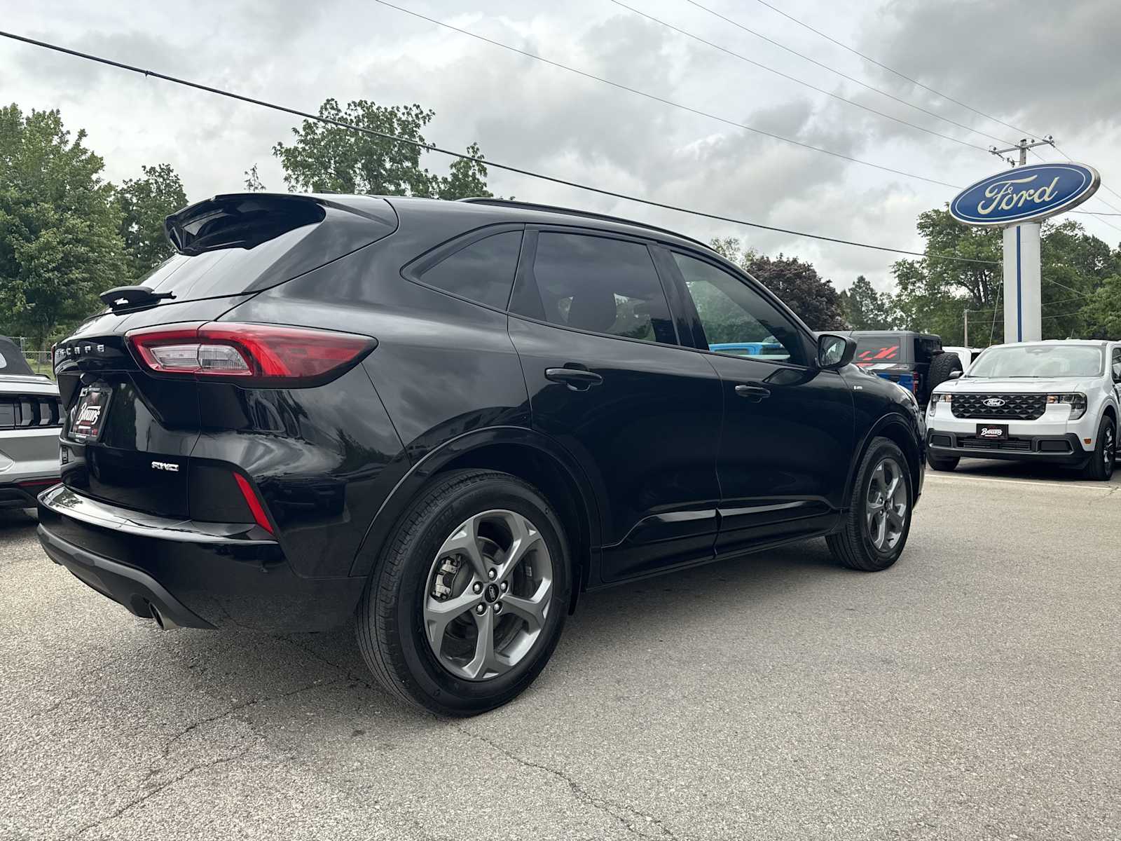 2024 Ford Escape ST-Line photo 5