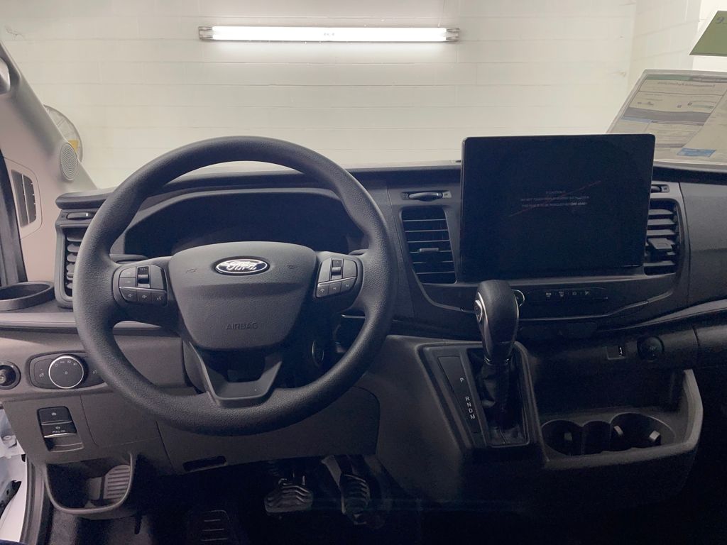 2026 Ford Transit photo 4