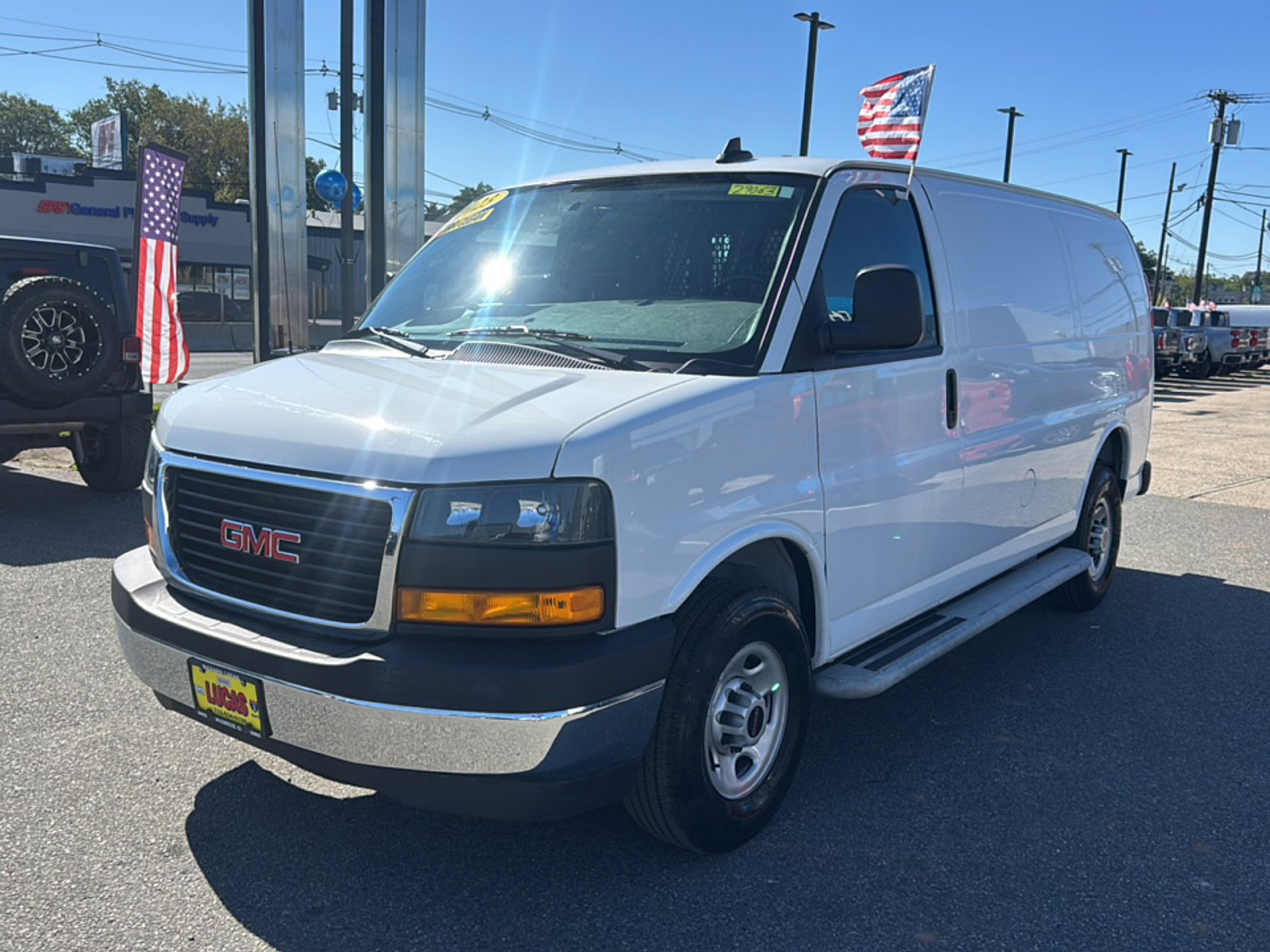 2023 Gmc Savana 2500 Cargo photo 3