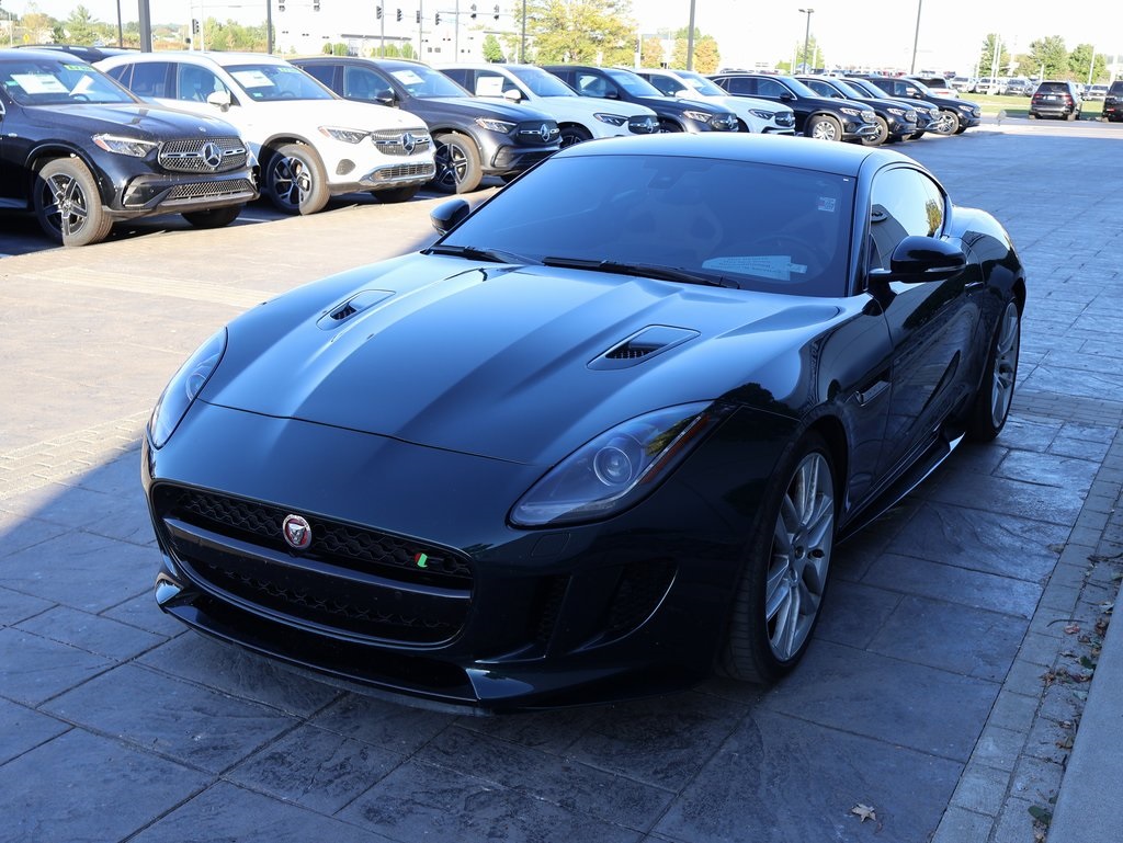 2016 Jaguar F-TYPE R photo 4