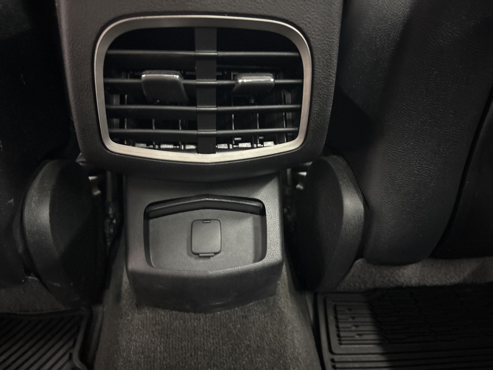 2015 Lincoln MKZ Base photo 18