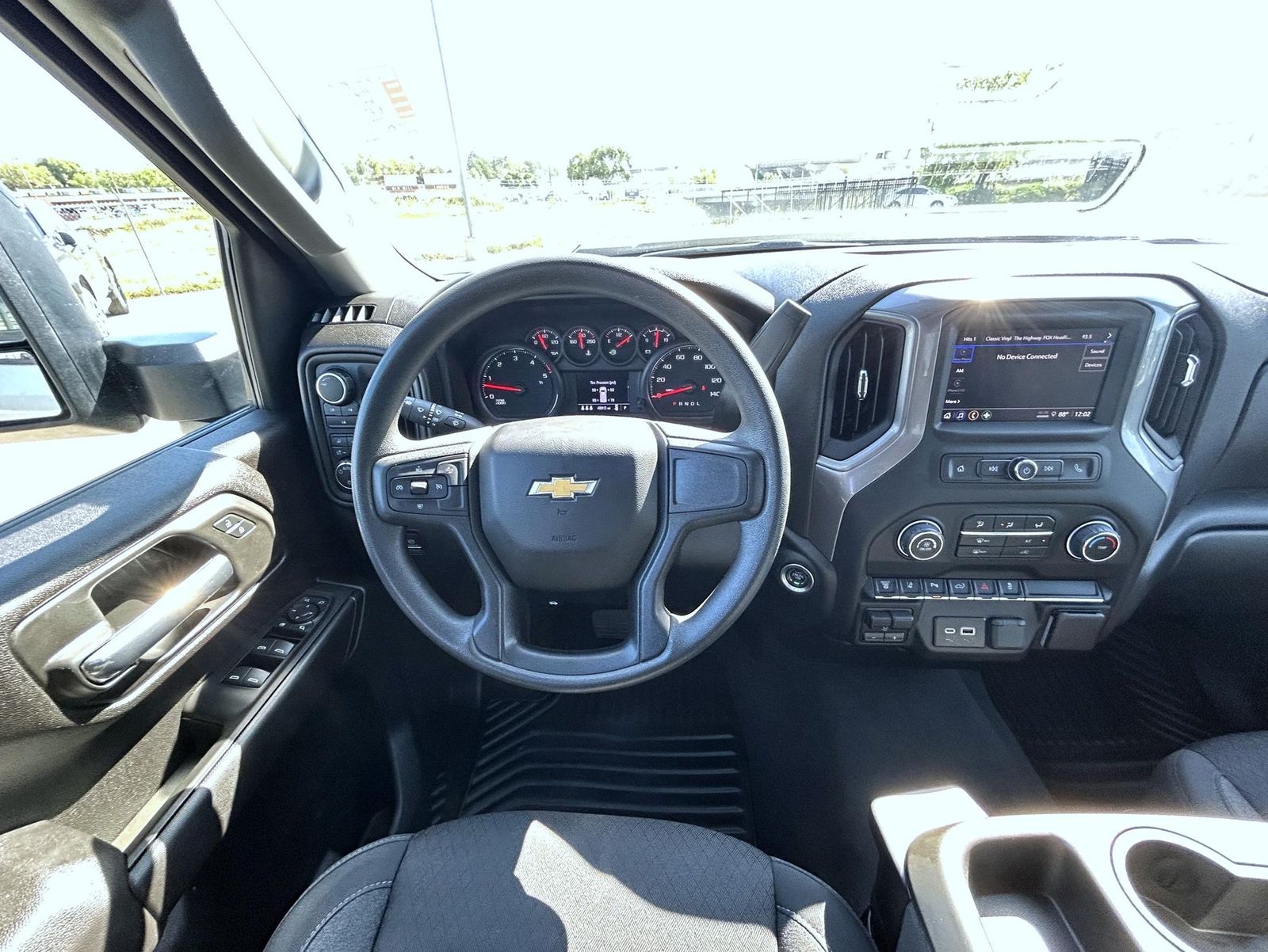 2024 Chevrolet Silverado 2500HD Custom photo 13