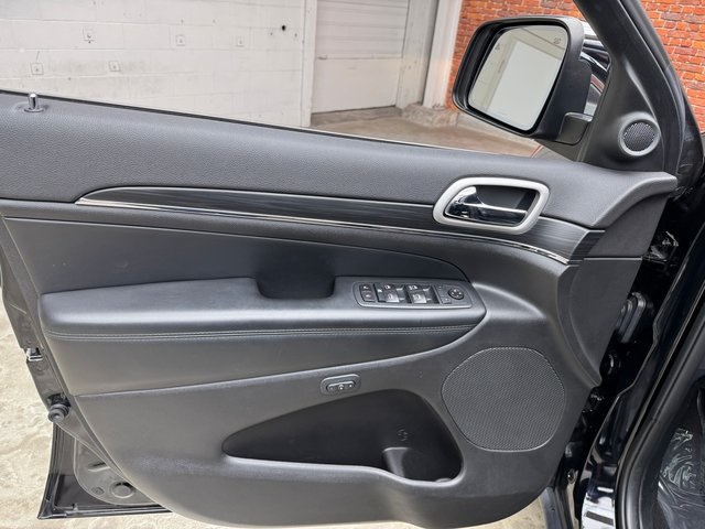 2020 Jeep Grand Cherokee Limited photo 8