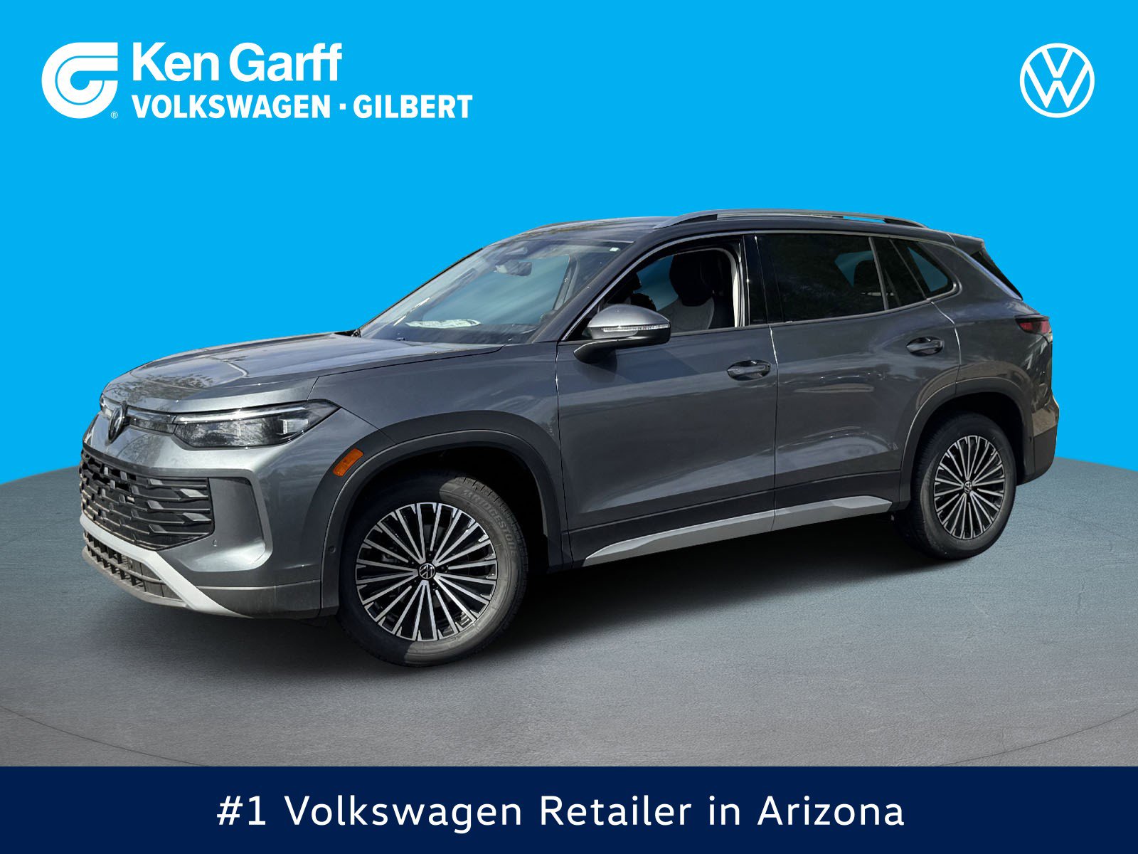 2025 Volkswagen Tiguan S's photo