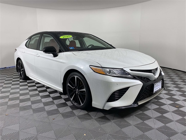 2020 Toyota Camry XSE's photo