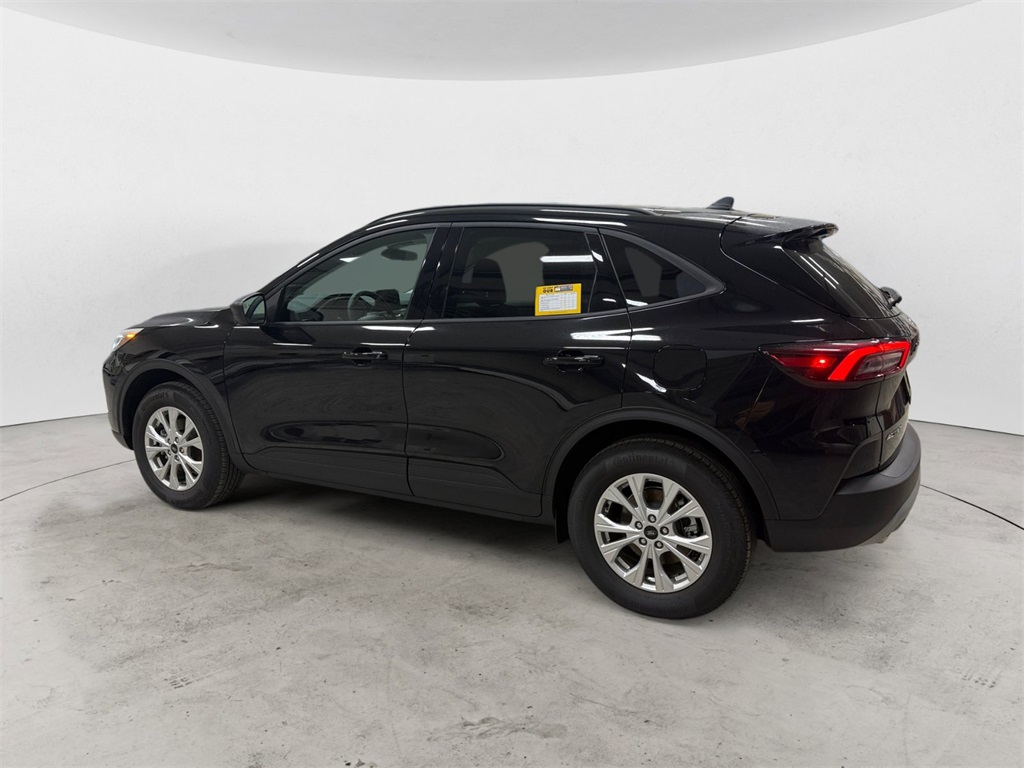 2025 Ford Escape Active photo 3