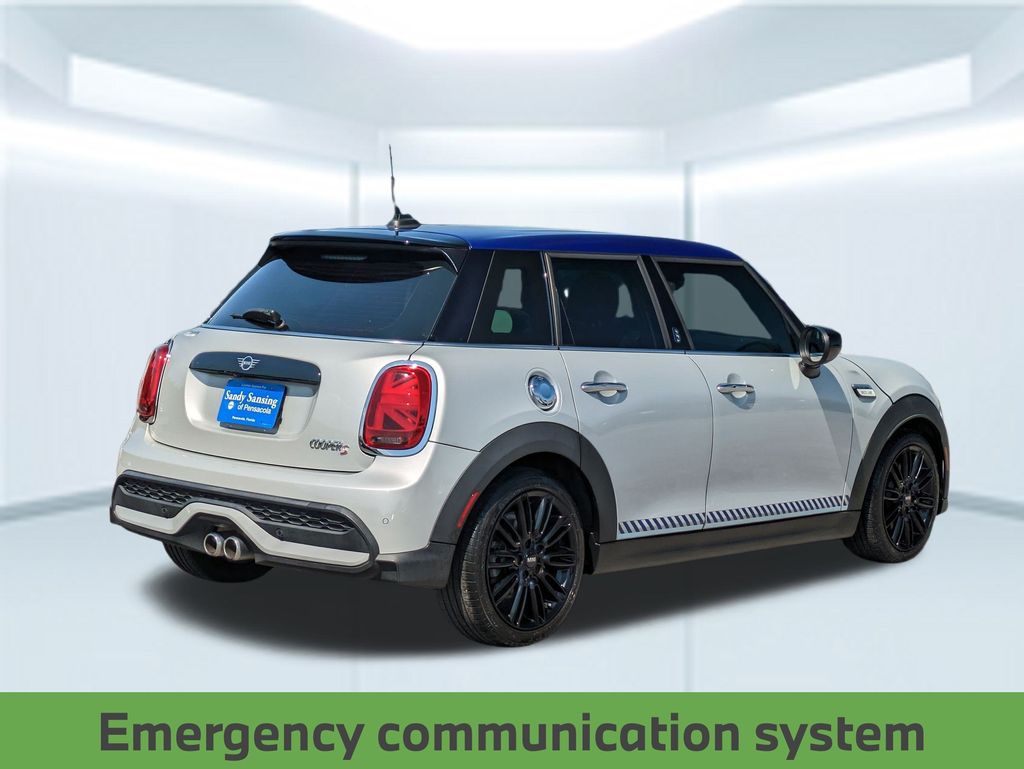 2022 Mini Cooper 4 Door Hardtop photo 5