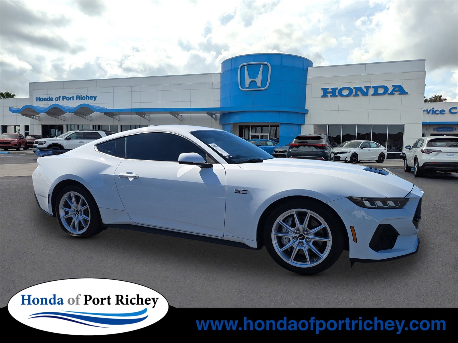 2024 Ford Mustang GT Premium's photo