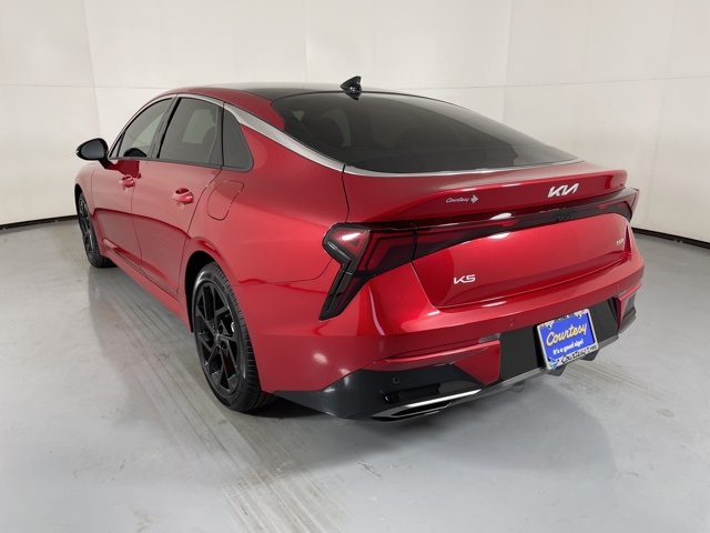 2026 Kia K5 GT-Line photo 6