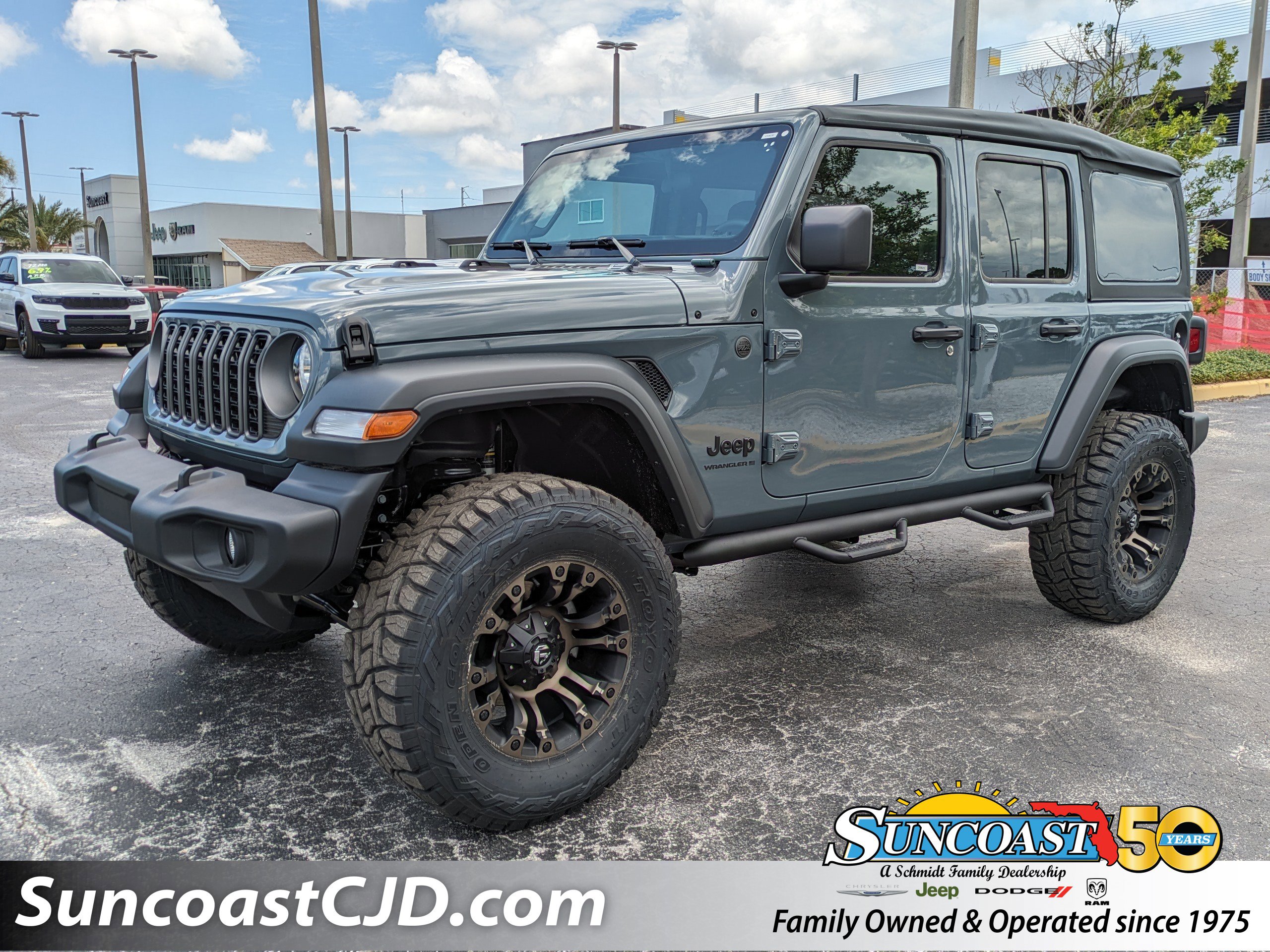 2025 Jeep Wrangler 4-Door Sport's photo