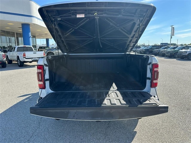 2019 Ram 1500 Longhorn photo 4