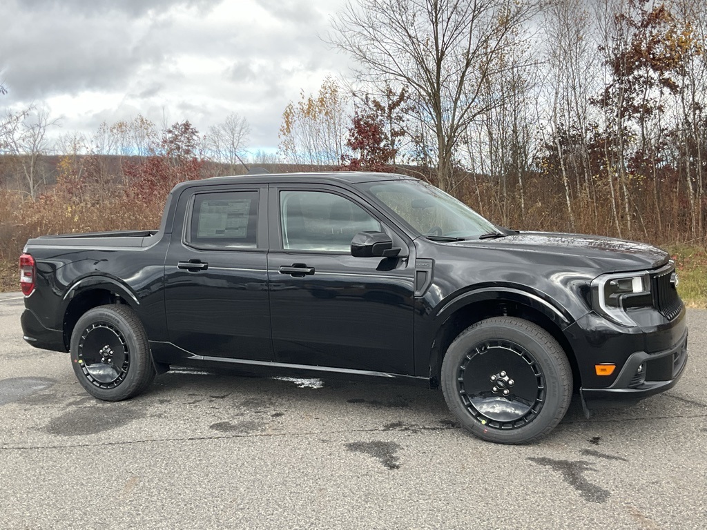 2025 Ford Maverick Lobo's photo