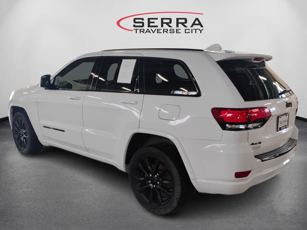 2018 Jeep Grand Cherokee Altitude photo 7