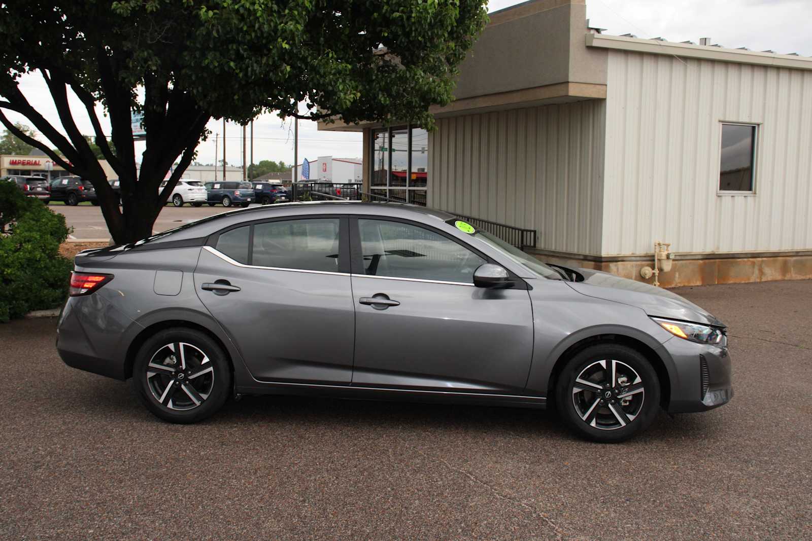 2025 Nissan Sentra SV photo 2