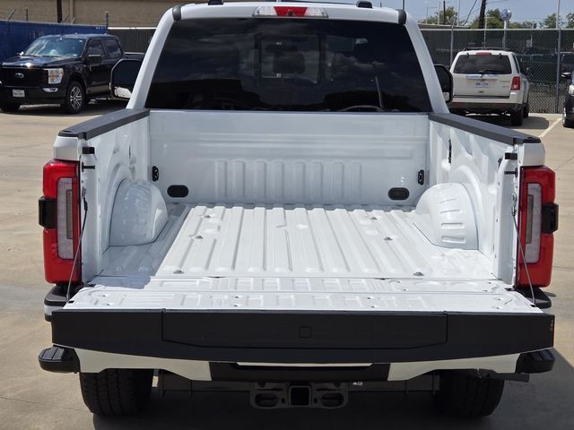 2026 Ford F-250 Platinum photo 9