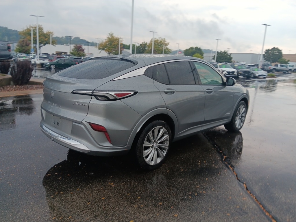 2024 Buick Envista Avenir photo 3