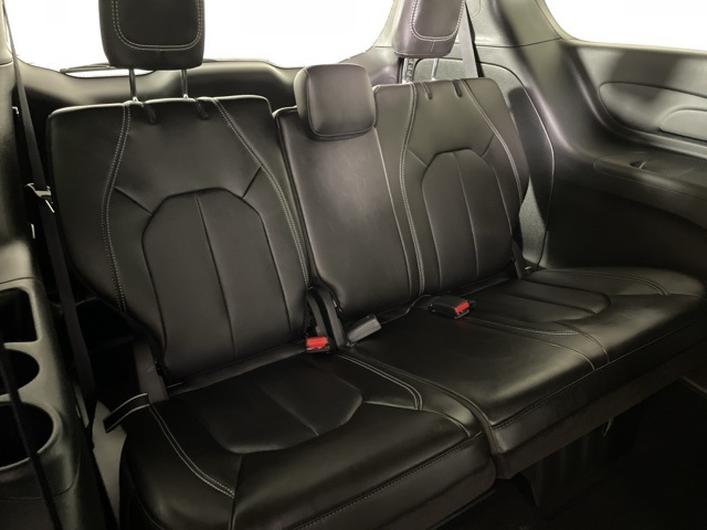 2026 Chrysler Pacifica photo 18