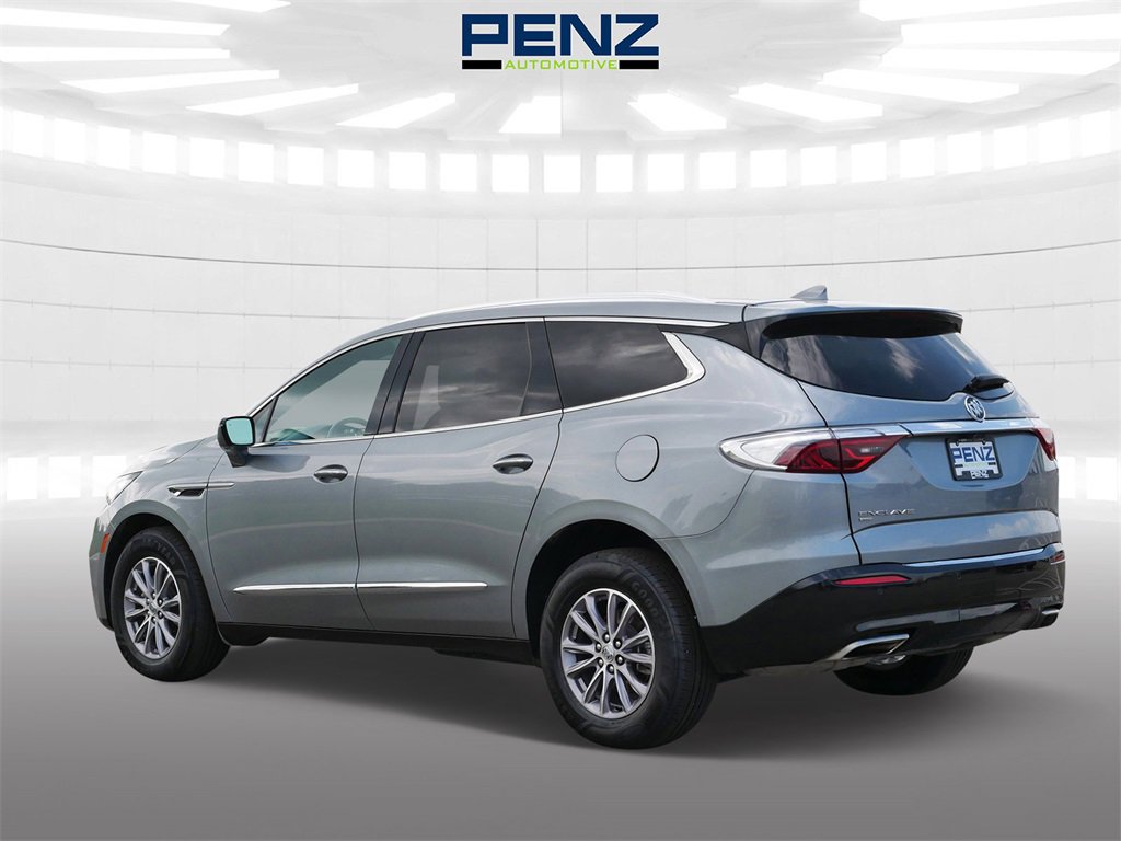 2024 Buick Enclave Premium photo 3