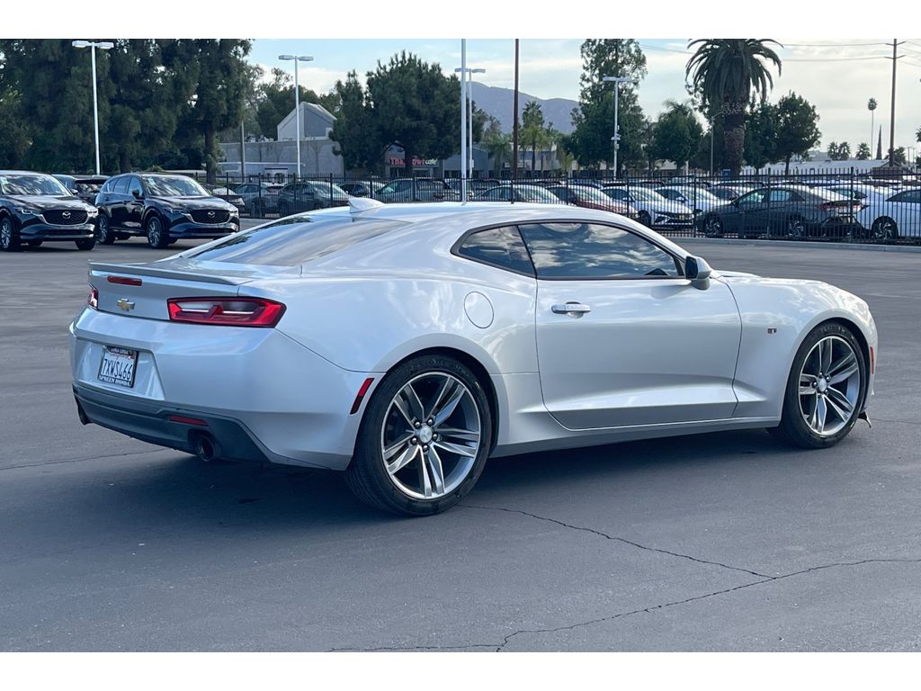 2017 Chevrolet Camaro 1LT photo 6
