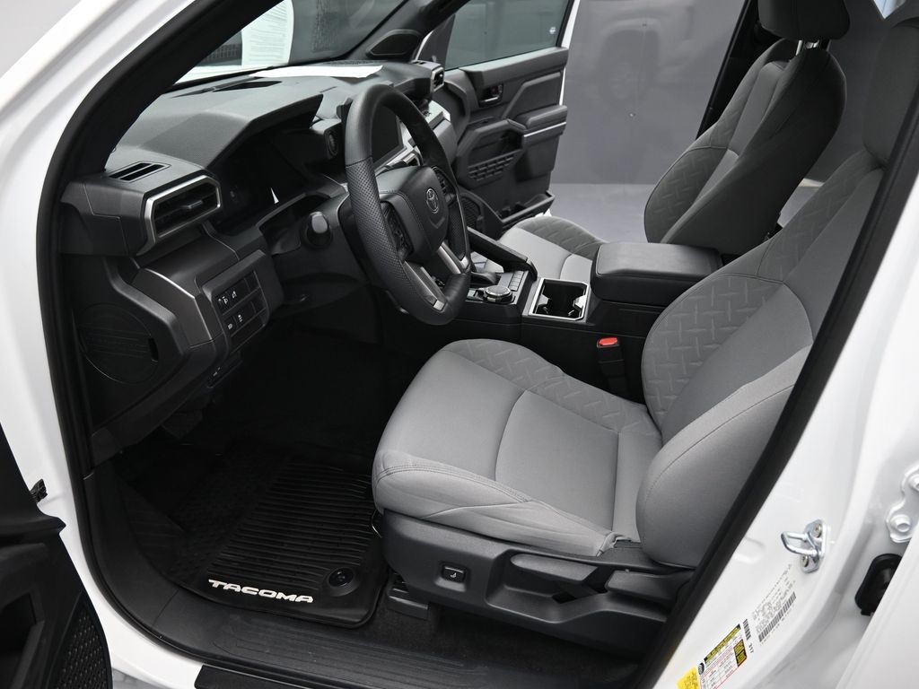 2024 Toyota Tacoma photo 11