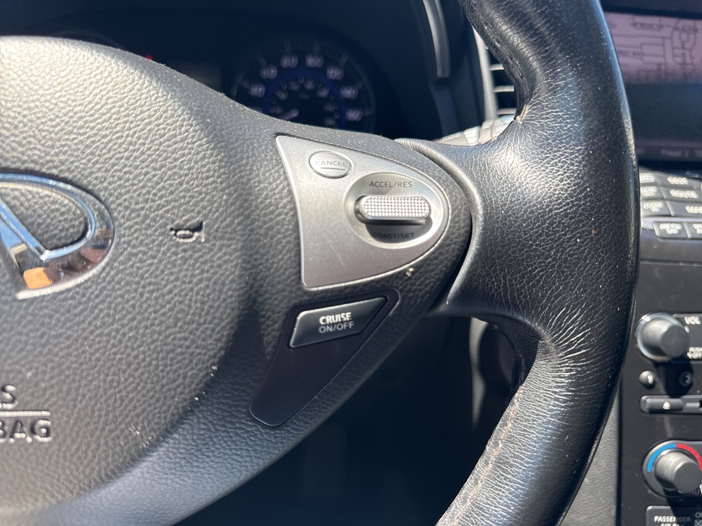 2013 Infiniti FX37 Base photo 34