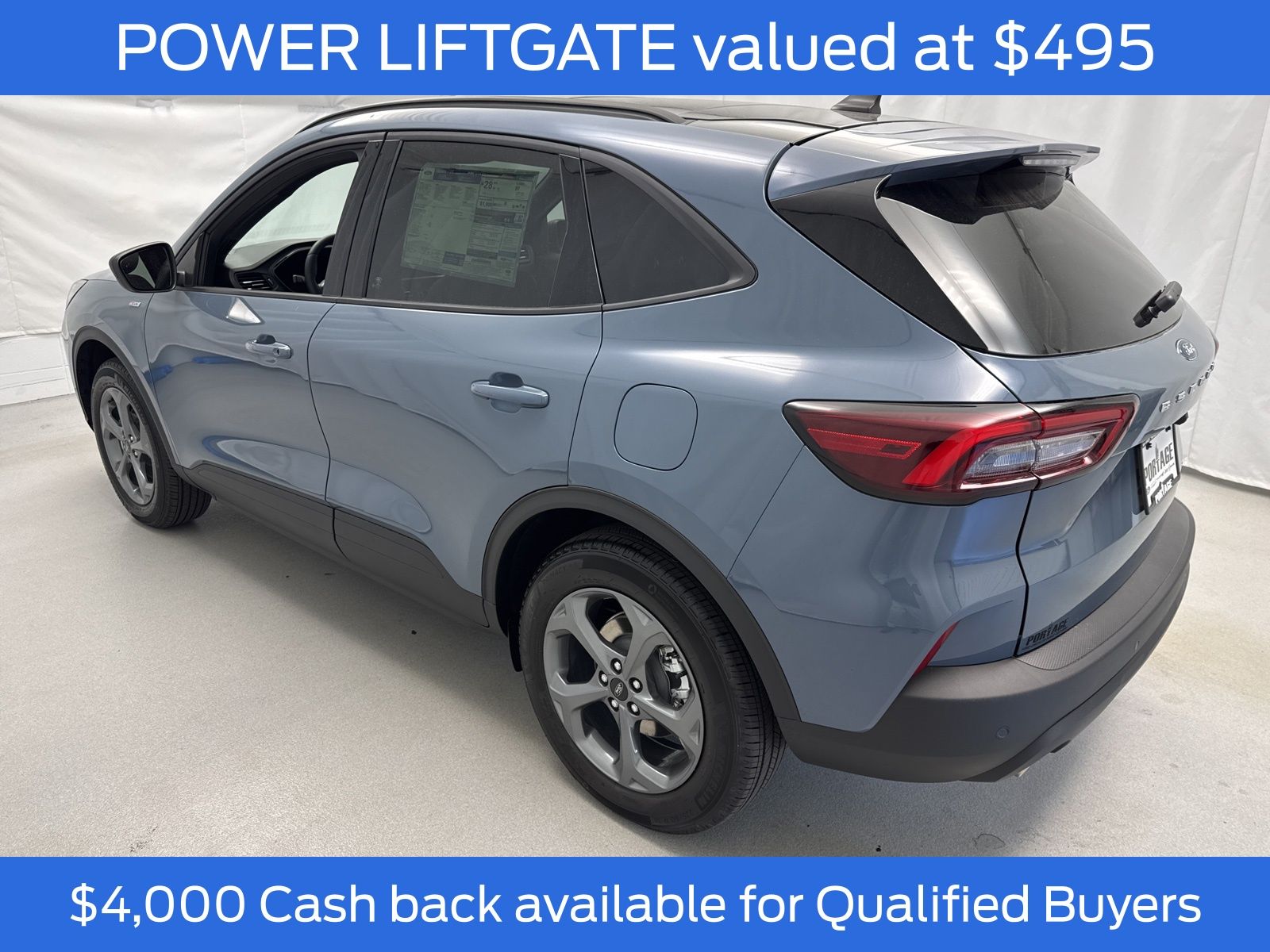 2025 Ford Escape ST-Line photo 3