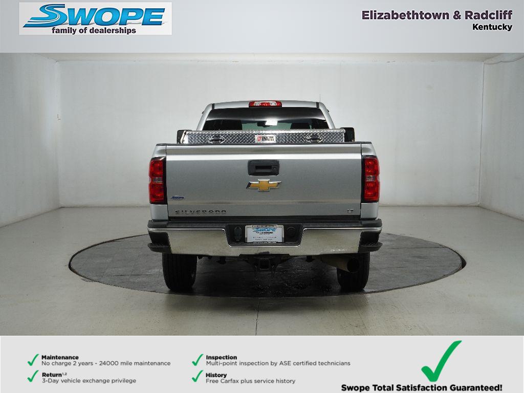2015 Chevrolet Silverado 2500HD LT photo 3