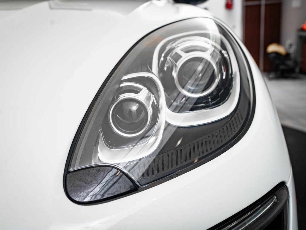 2018 Porsche Macan photo 15