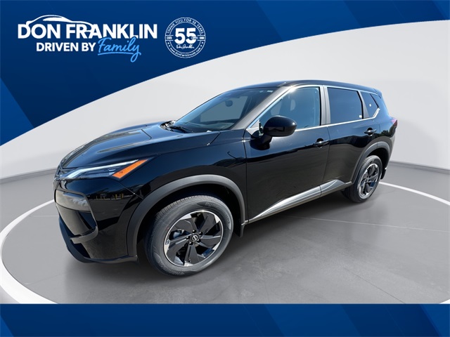 2026 Nissan Rogue SV's photo