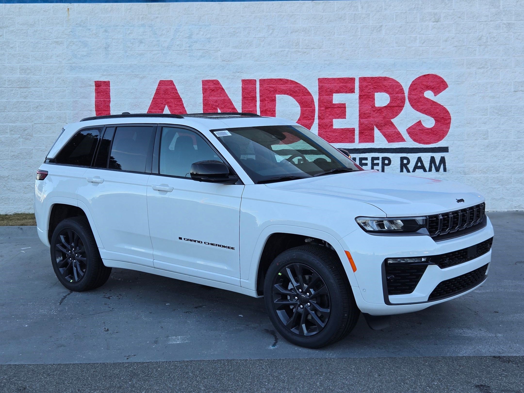 2026 Jeep Grand Cherokee Limited's photo