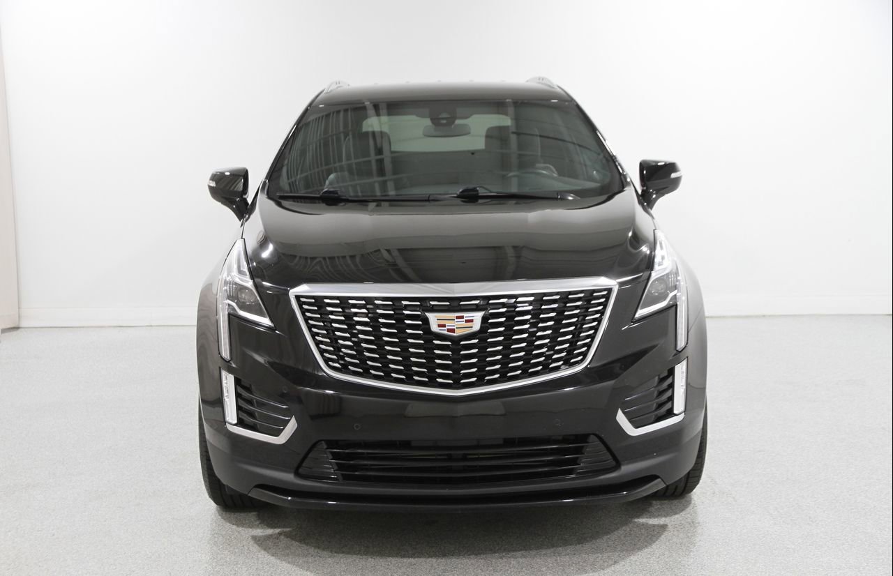 2021 Cadillac XT5 Luxury photo 2