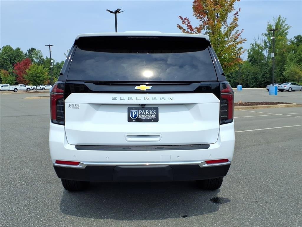 2025 Chevrolet Suburban LS photo 25